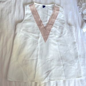 Women’s casual tank top